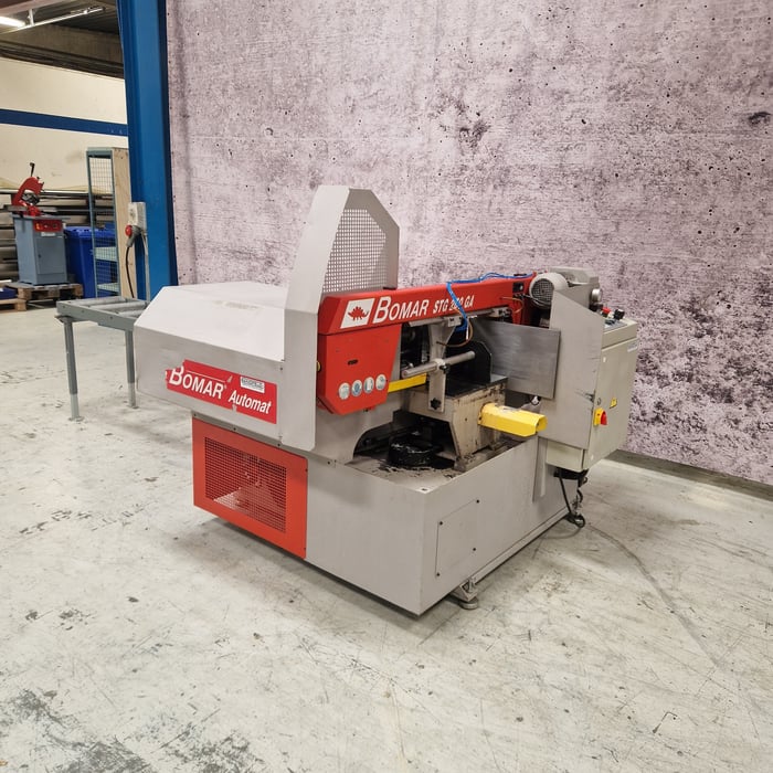Used Bomar STG 260 GA automatic bandsaw - Ø260 mm.
