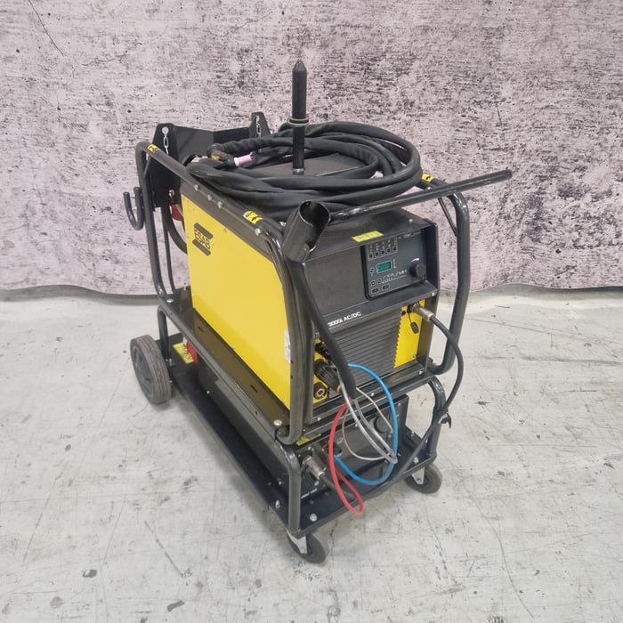 Used Esab TIG 3000iw AC/DC TIG-welder - 300 amp.
