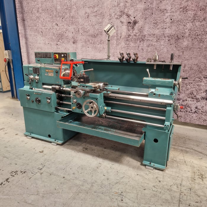 Used Tos SN 40C lathe - 200 x 1000 x 51 mm.