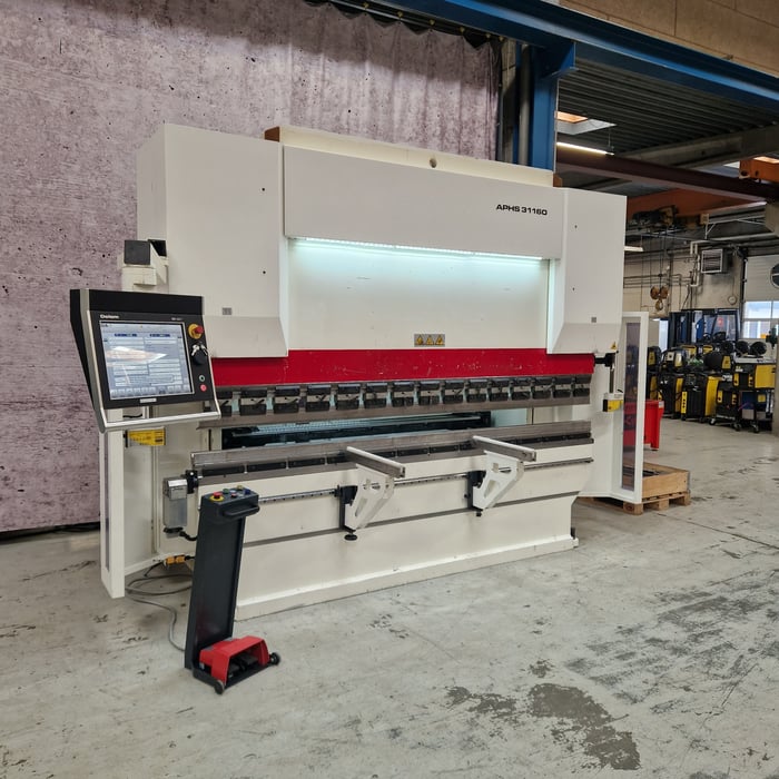 Used Baykal APHS 31160 hydr. 6-axis CNC press brake - 3100 x 160 t.