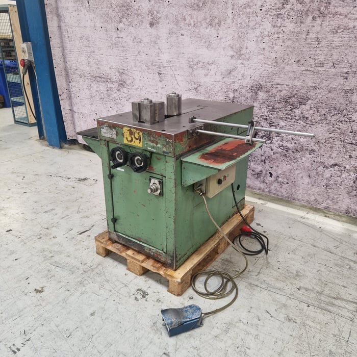 Used Walter hydr. horizontal bending machine - 16 t.